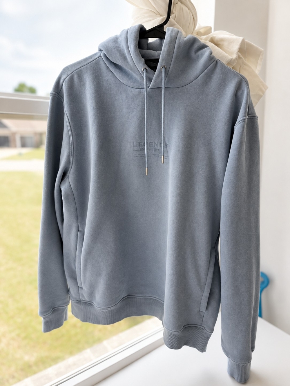 H&M Men’s Large Light Blue Regular Fit Pullover Hoodie Sweatshirt